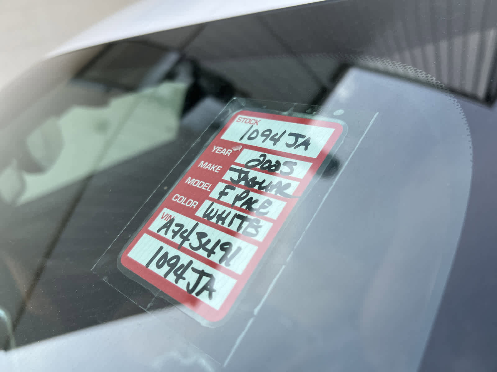 Used 2025 Jaguar F-PACE R-Dynamic S image 18