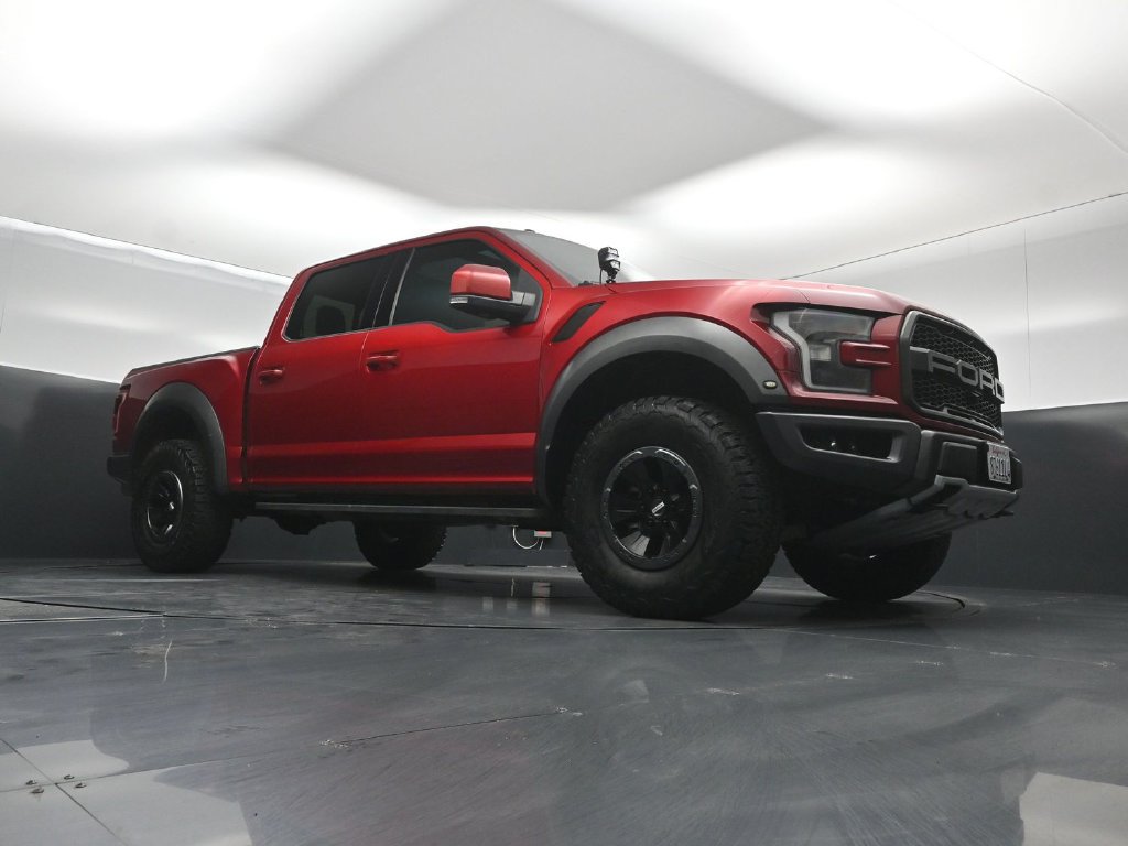 Certified 2017 Ford F150 Raptor w/ Equipment Group 802A Luxury AWD/4WD image 4