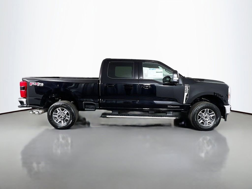 New 2025 Ford F350 Lariat w/ FX4 Off-Road Package image 18