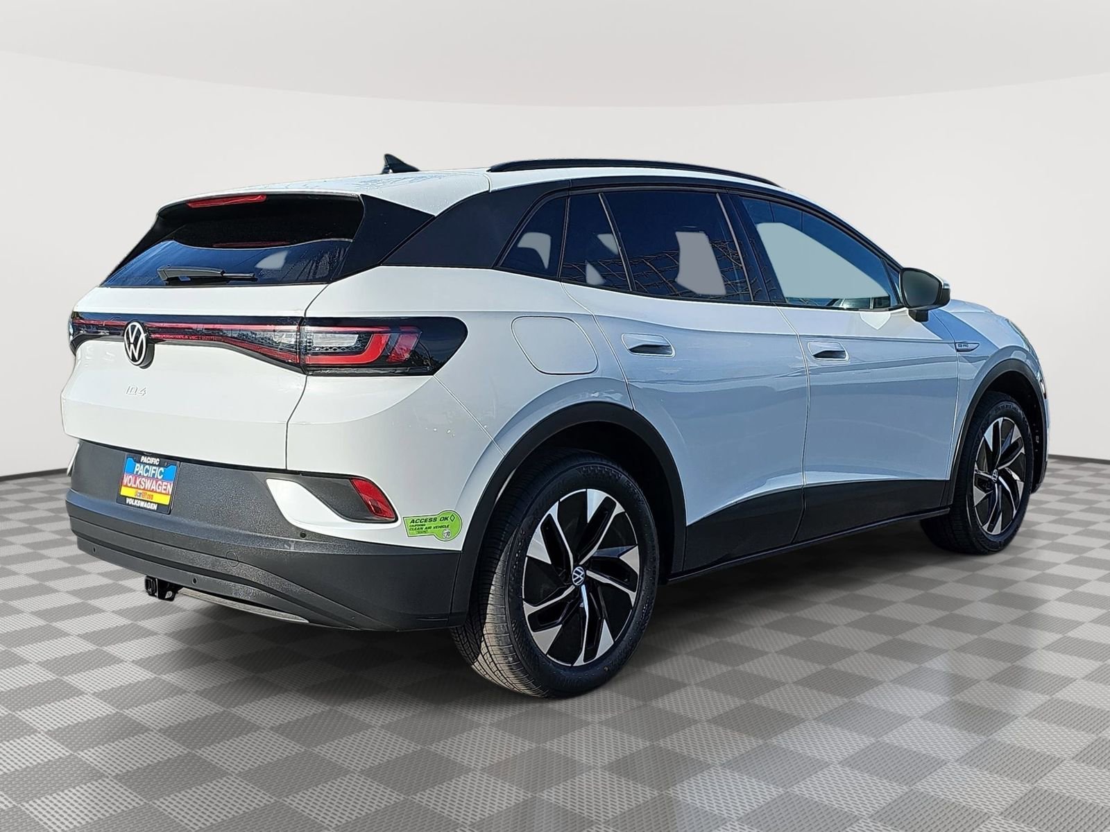 Used 2022 Volkswagen ID.4 Pro AWD/4WD image 5