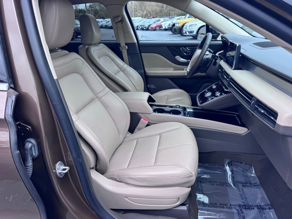 Used 2022 Lincoln Corsair FWD image 22