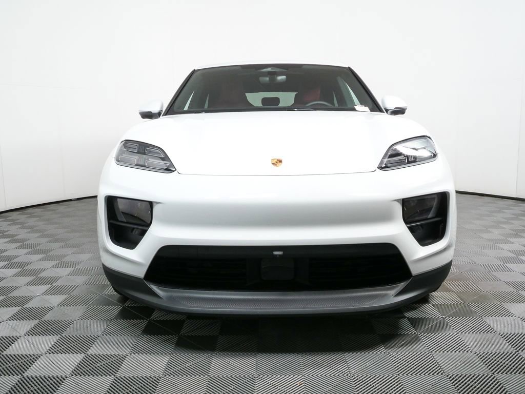 New 2026 Porsche Macan Electric image 35