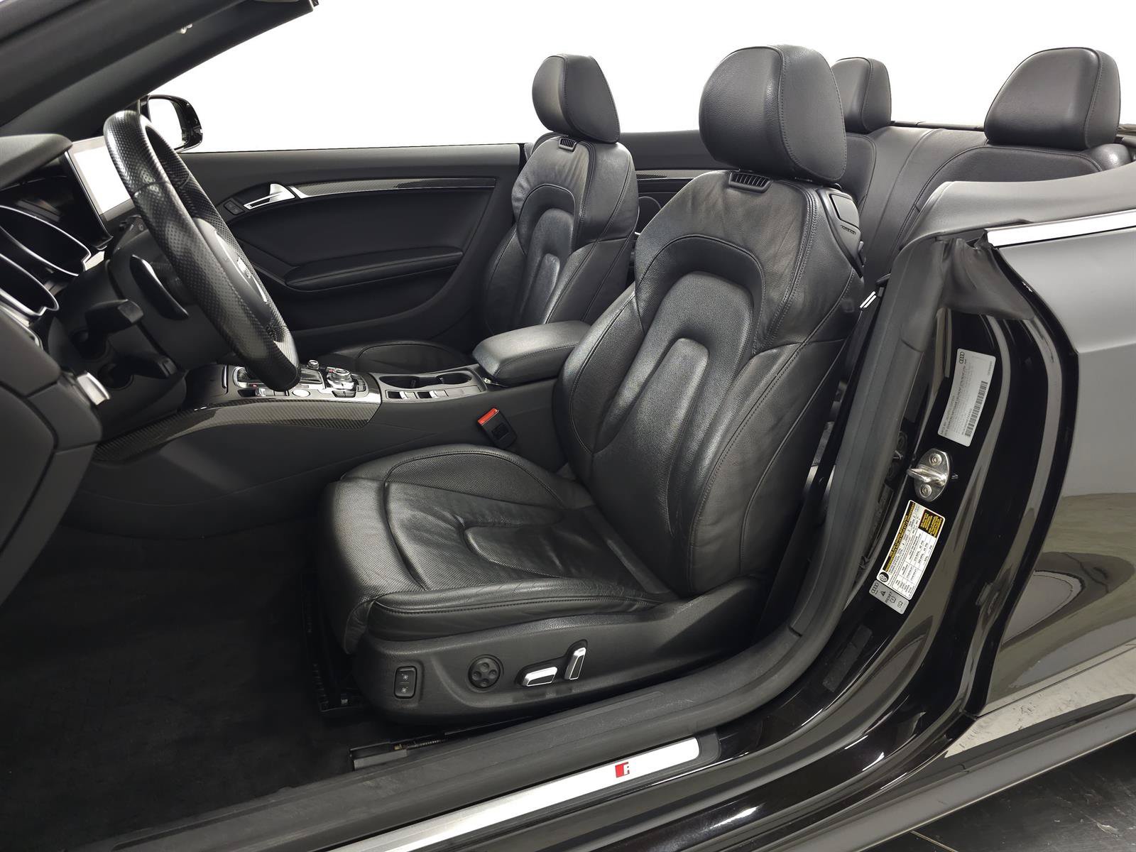 Used 2015 Audi RS 5 Cabriolet w/ Black Optic Plus Package AWD/4WD image 13