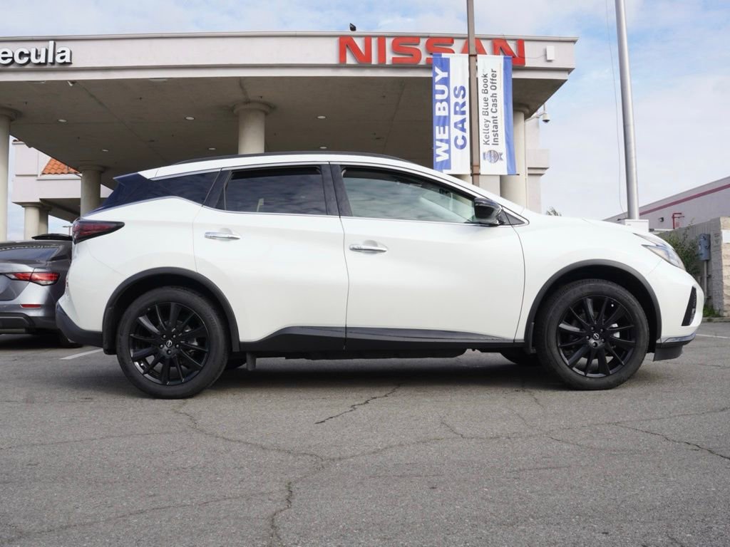 Used 2024 Nissan Murano SV w/ SV Midnight Edition Package image 3