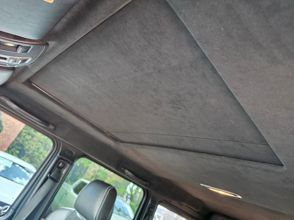 Used 2018 Mercedes-Benz G 550 Squared image 12