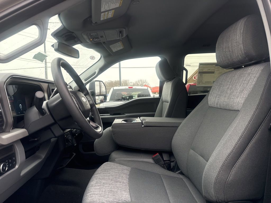 New 2026 Ford F350 XLT w/ XLT Premium Package image 10