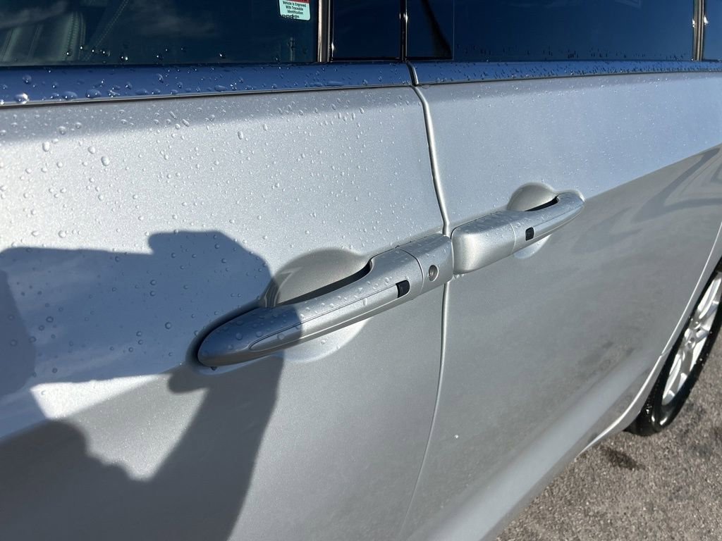 New 2026 Chrysler Pacifica Select image 19