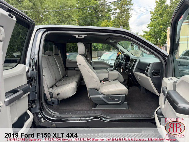Used 2019 Ford F150 XLT w/ Equipment Group 302A Luxury AWD/4WD image 17
