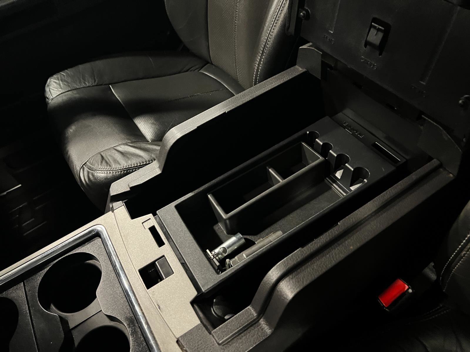 Used 2014 Ford F350 Lariat w/ Lariat Ultimate Package image 19