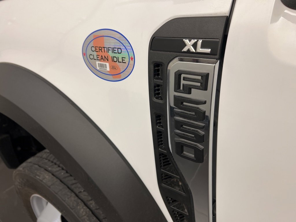 New 2025 Ford F550 4x4 Regular Cab Super Duty image 26