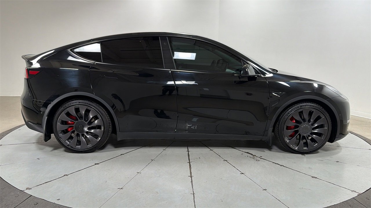 Used 2022 Tesla Model Y Performance image 6
