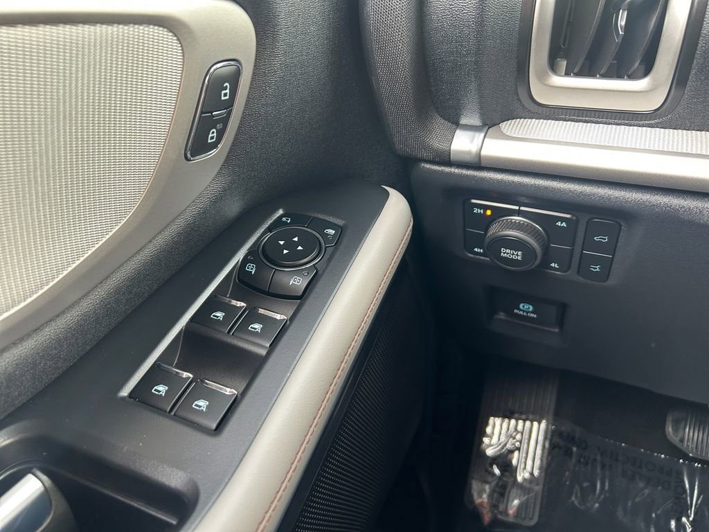 Used 2025 Ford Expedition Max Active image 19