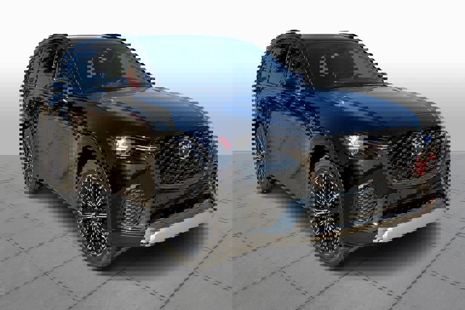 New 2025 MAZDA CX-70 Plug-In Hybrid w/ Premium Plus image 2