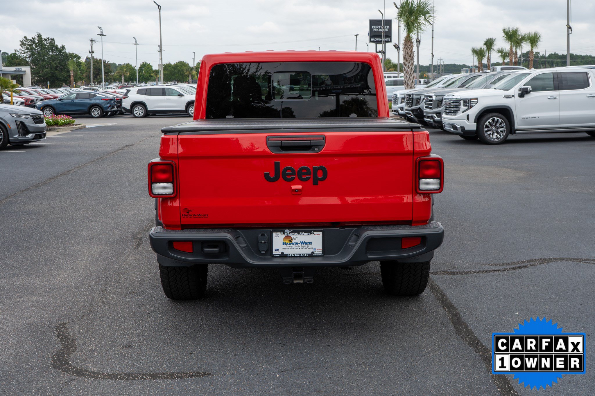 Used 2025 Jeep Gladiator Sport AWD/4WD image 4