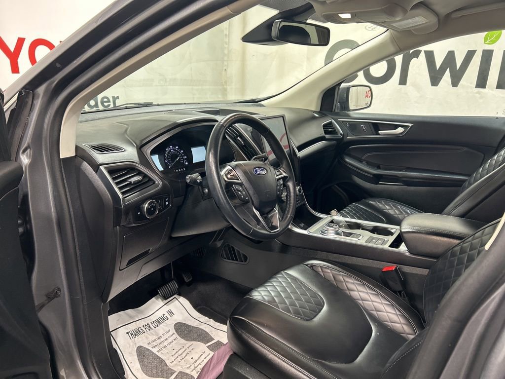 Used 2024 Ford Edge Titanium image 20