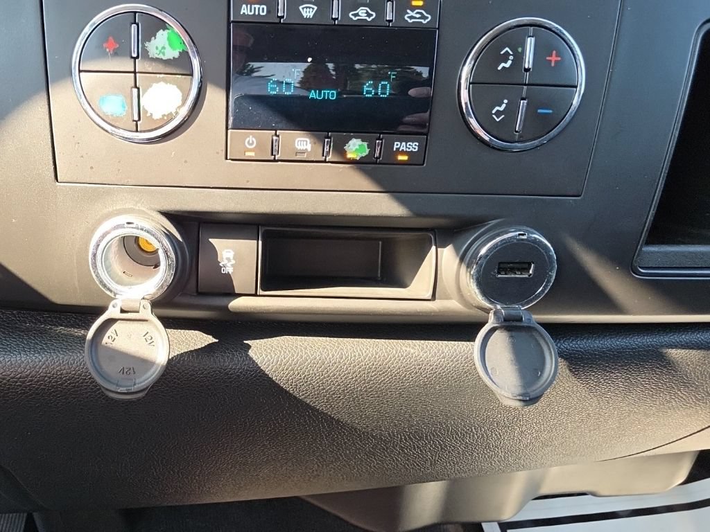 Used 2013 Chevrolet Silverado 1500 LT w/ All-Star Edition RWD image 15