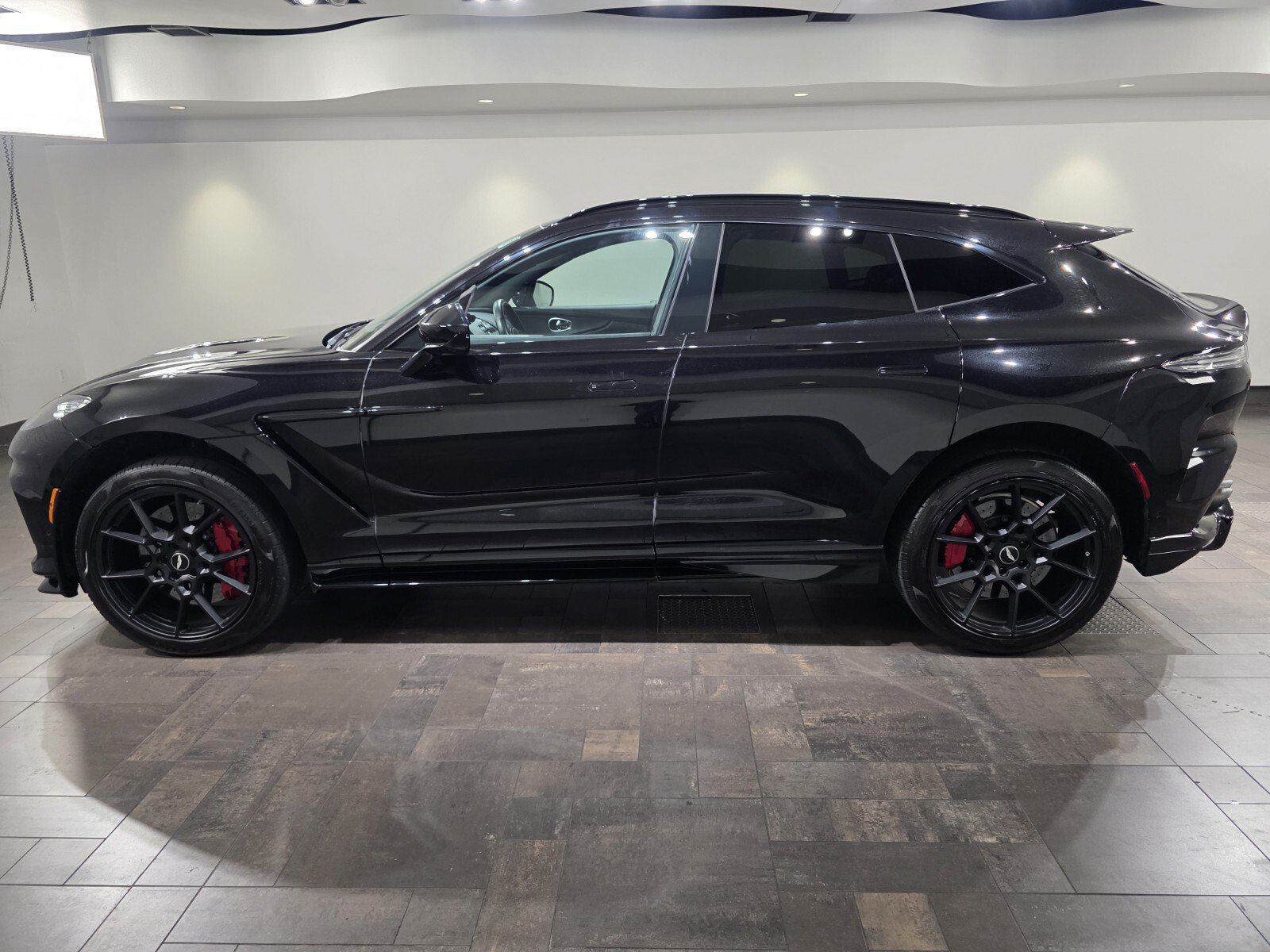 Used 2023 Aston Martin DBX 707 AWD/4WD image 20