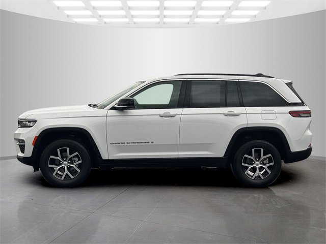 Certified 2024 Jeep Grand Cherokee Limited image 4