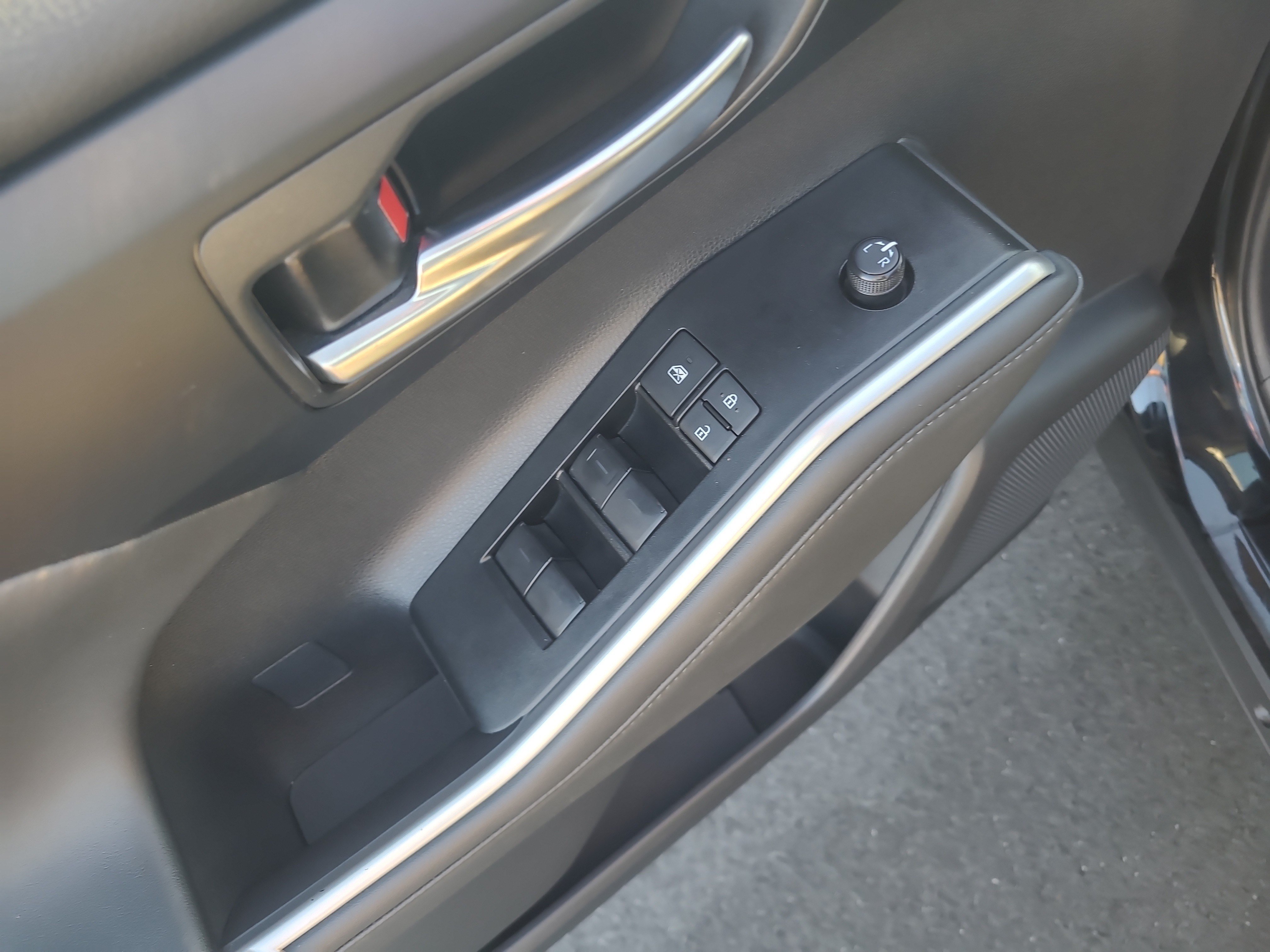 Certified 2026 Toyota Highlander XLE AWD/4WD image 13