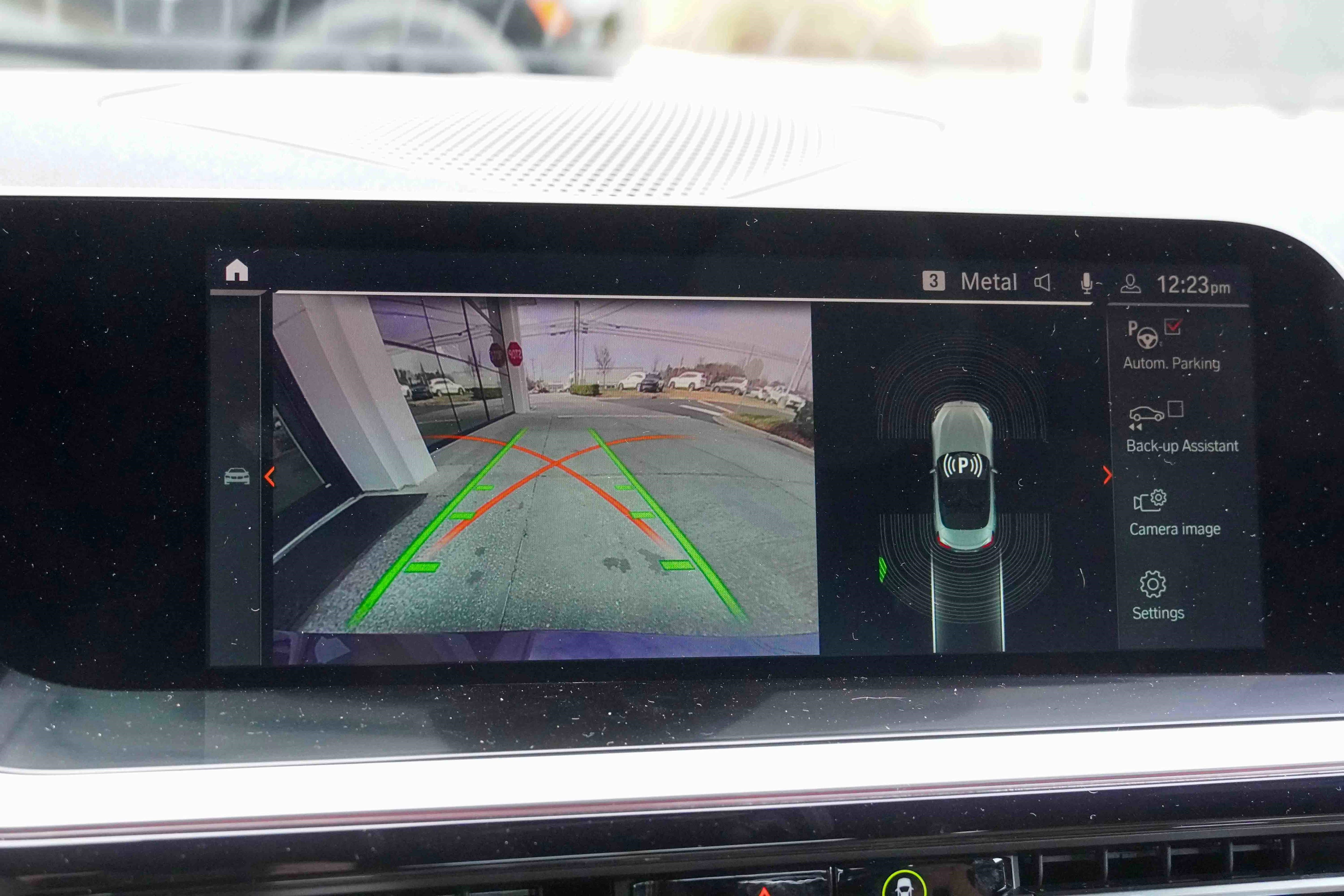 Certified 2025 BMW Z4 M40i w/ Premium Package image 27