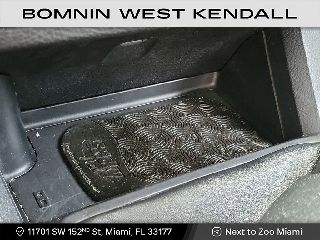 Used 2017 Toyota Tacoma SR image 24