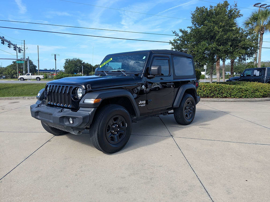 Certified 2020 Jeep Wrangler Sport AWD/4WD image 7