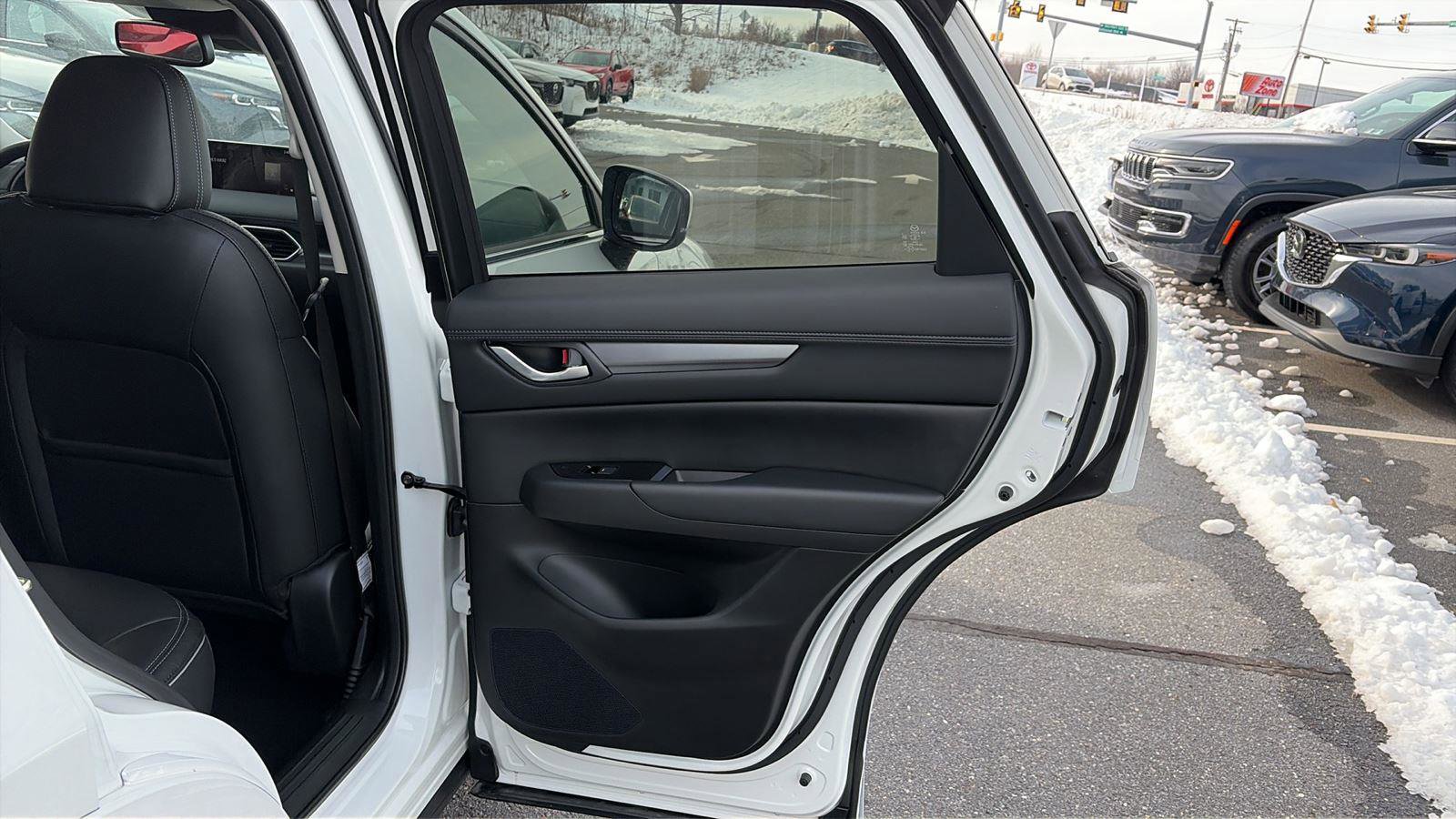 New 2025 MAZDA CX-5 AWD 2.5 S w/ Preferred Package image 12