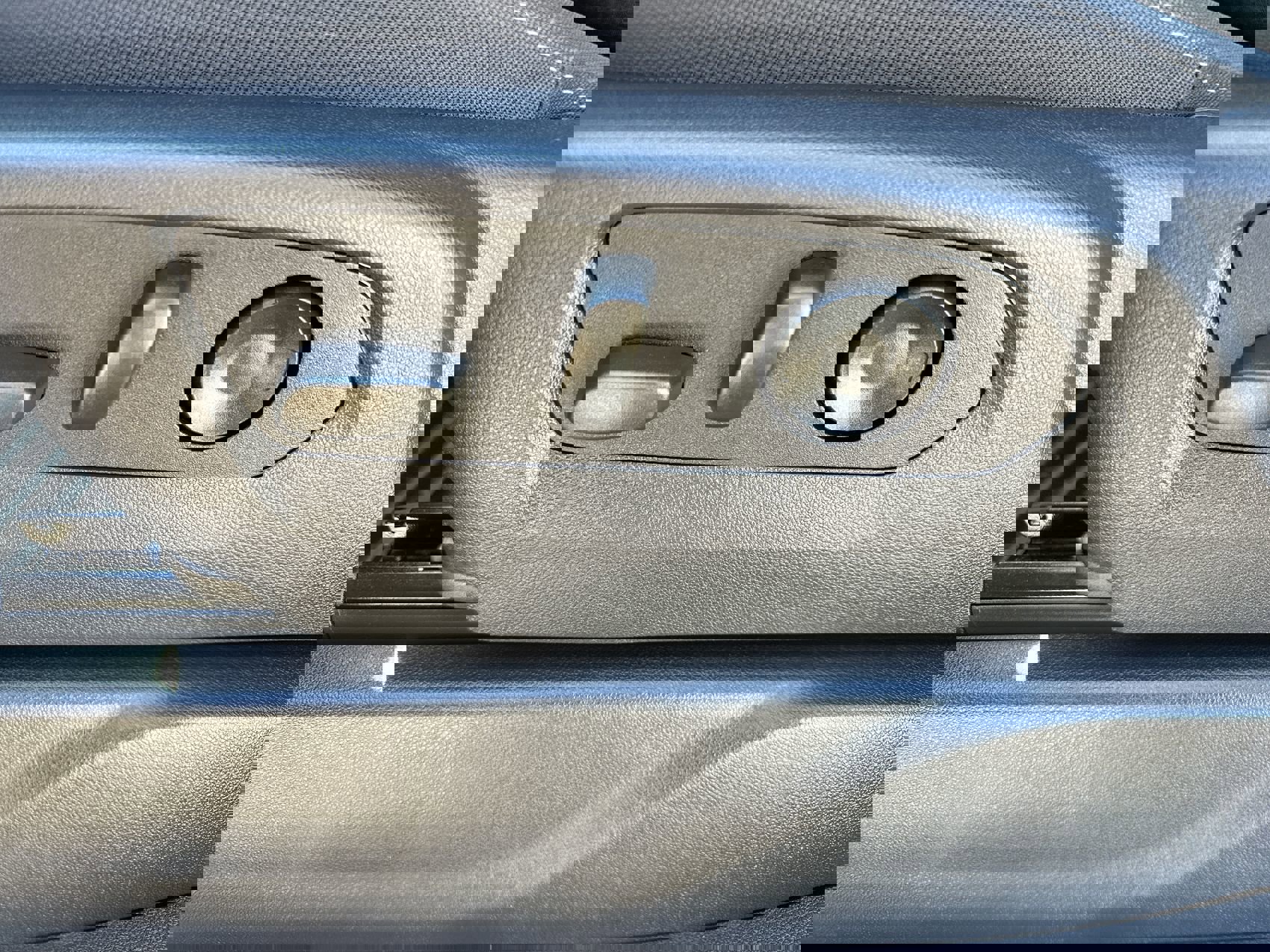 Used 2026 GMC Sierra 3500 SLE w/ SLE Convenience Package image 12