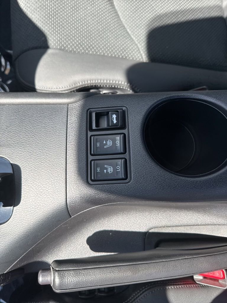 Used 2024 Nissan Z Performance w/ Floor Mat Package image 12