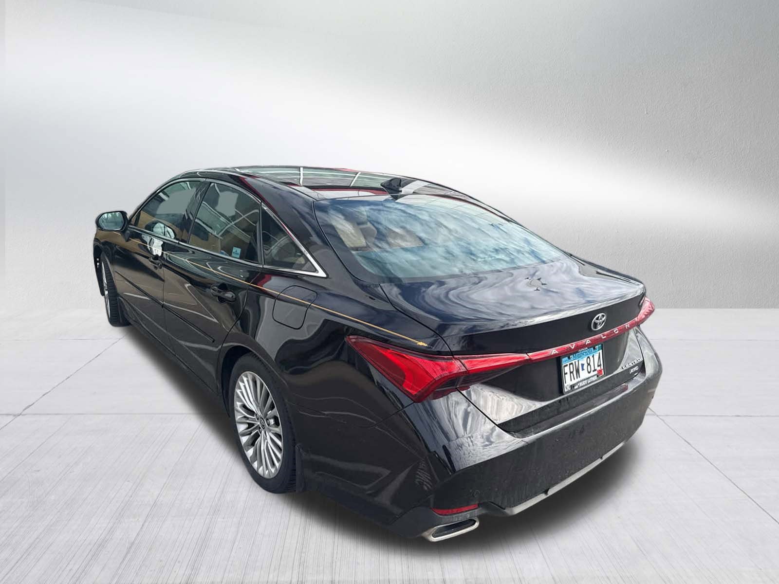 Used 2021 Toyota Avalon Limited w/ Advanced Safety Package AWD/4WD image 4