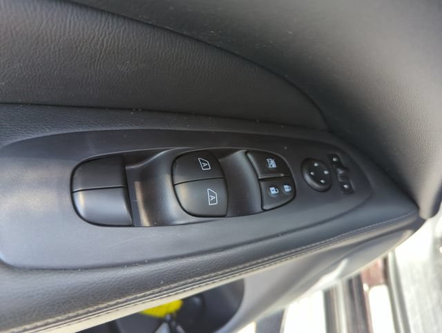 Certified 2019 Nissan Pathfinder SL w/ SL Premium Package FWD image 33