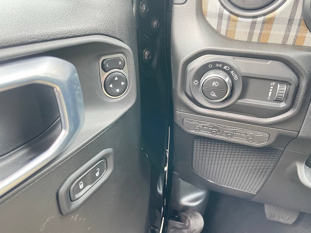 New 2026 Jeep Gladiator Sport AWD/4WD image 13