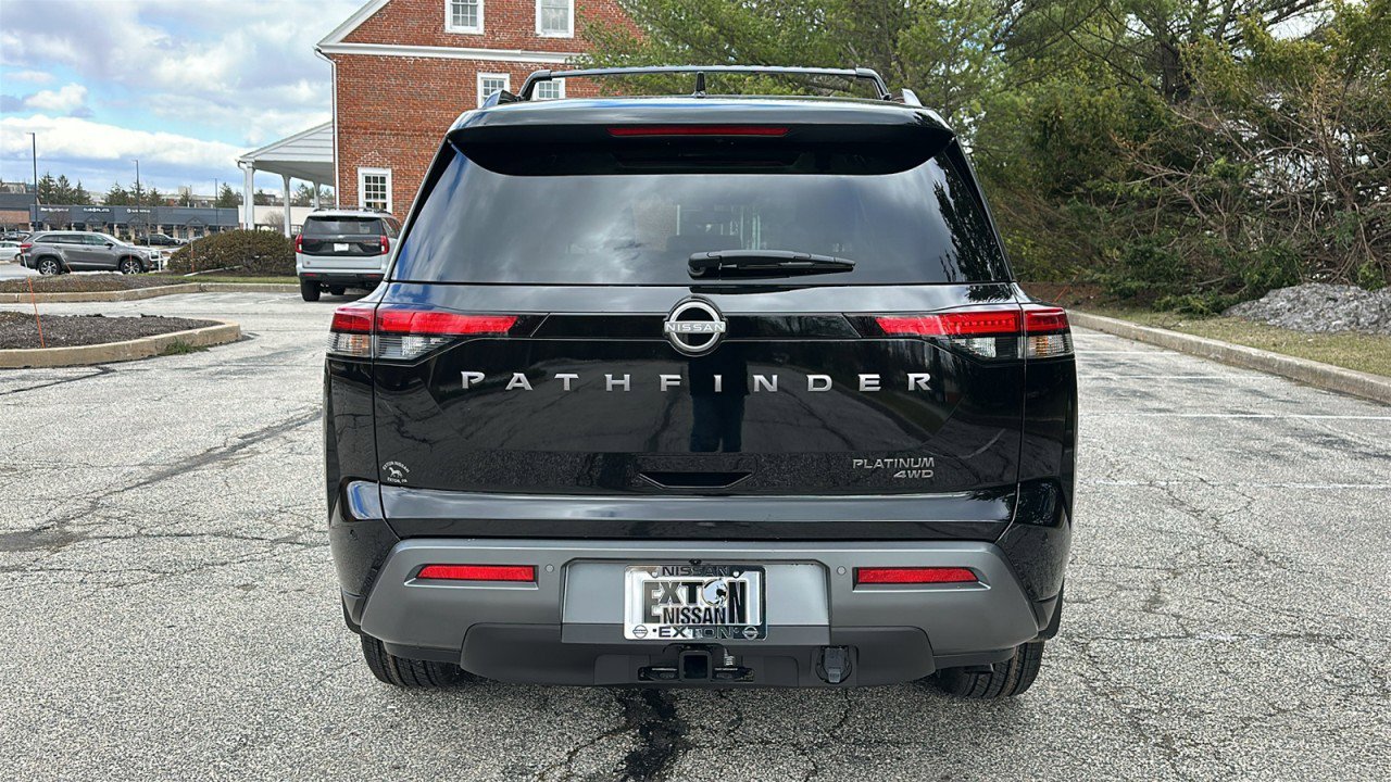 New 2026 Nissan Pathfinder Platinum image 4