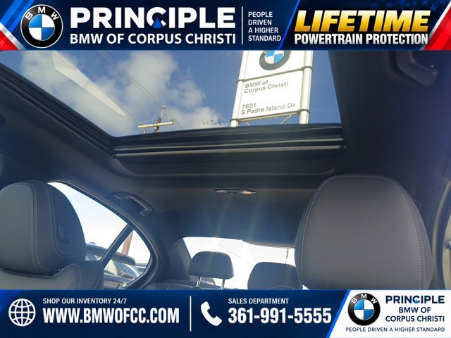 New 2026 BMW 330i Sedan w/ M Sport Package RWD image 25