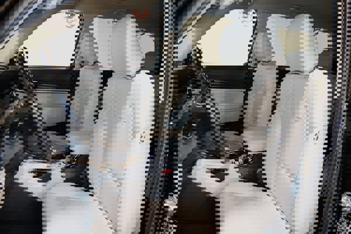 Used 2023 Kia Telluride S image 37