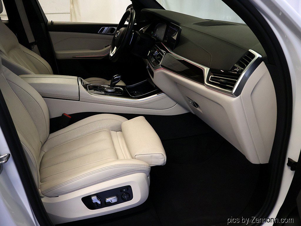 Used 2019 BMW X5 xDrive40i w/ Executive Package AWD/4WD image 38