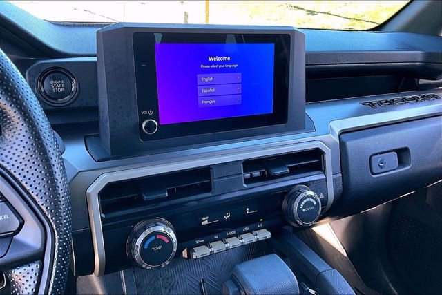 Used 2025 Toyota Tacoma SR5 image 9