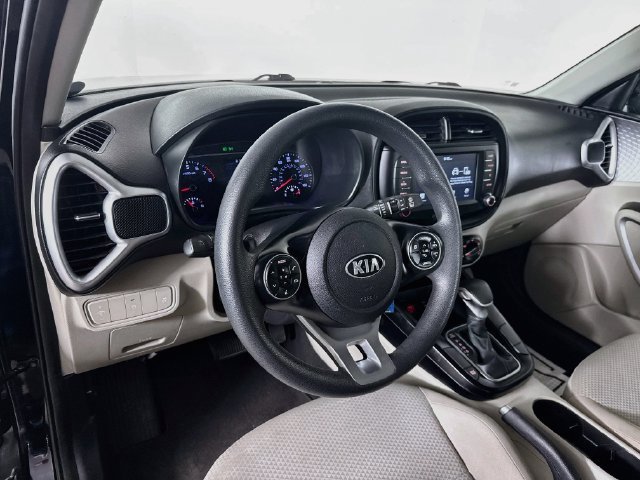 Used 2020 Kia Soul LX FWD image 8