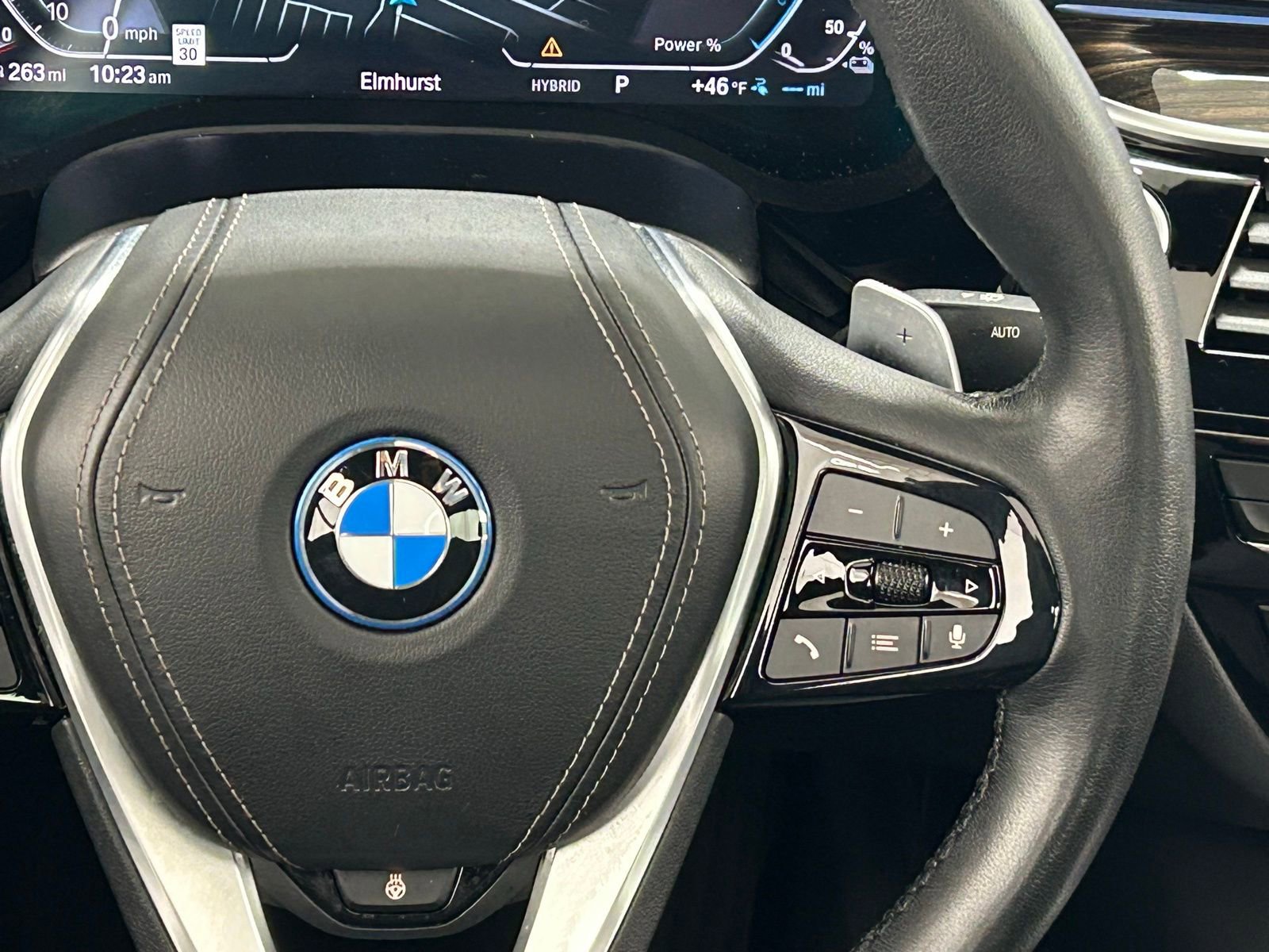 Used 2023 BMW 530e xDrive w/ Executive Package image 14