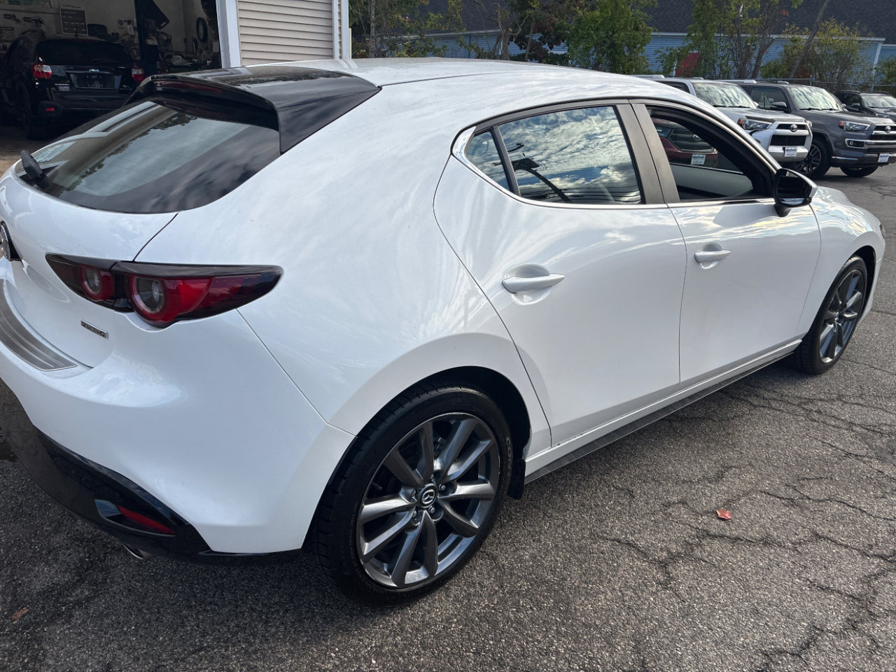 Used 2022 MAZDA MAZDA3 s image 5