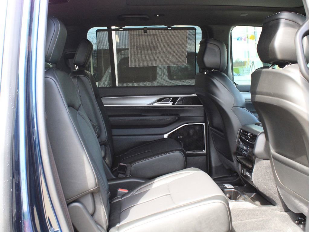 New 2026 Jeep Grand Wagoneer Limited AWD/4WD image 29
