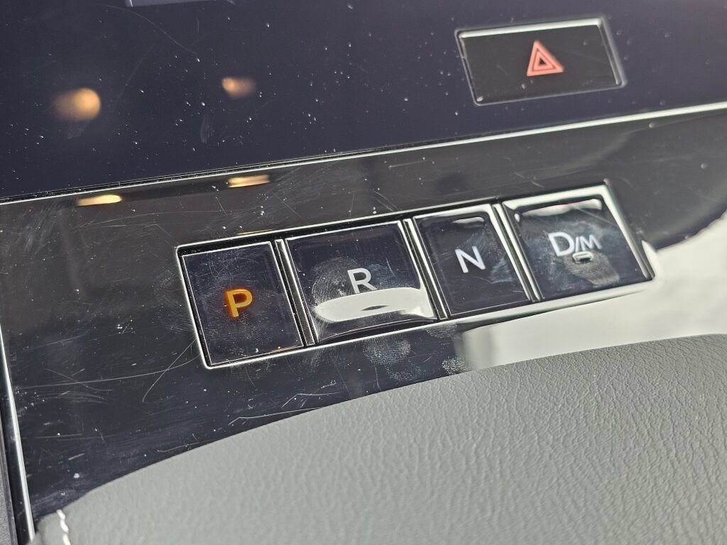Used 2025 INFINITI QX80 Sensory AWD/4WD image 37