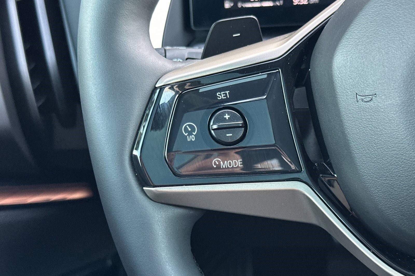 Used 2025 BMW X3 xDrive30i w/ Convenience Package image 31