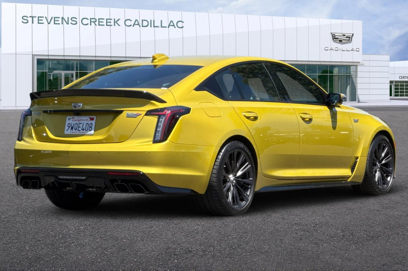 Used 2025 Cadillac CT5 V Blackwing w/ Carbon Fiber 1 Package RWD image 3