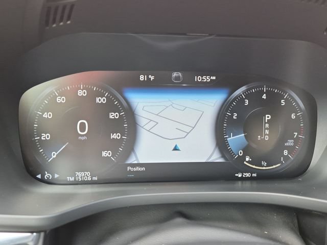 Used 2021 Volvo XC60 T5 Momentum w/ Premium Package AWD/4WD image 13