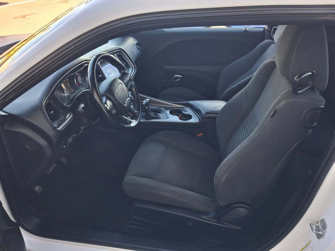 Used 2019 Dodge Challenger SXT RWD image 13