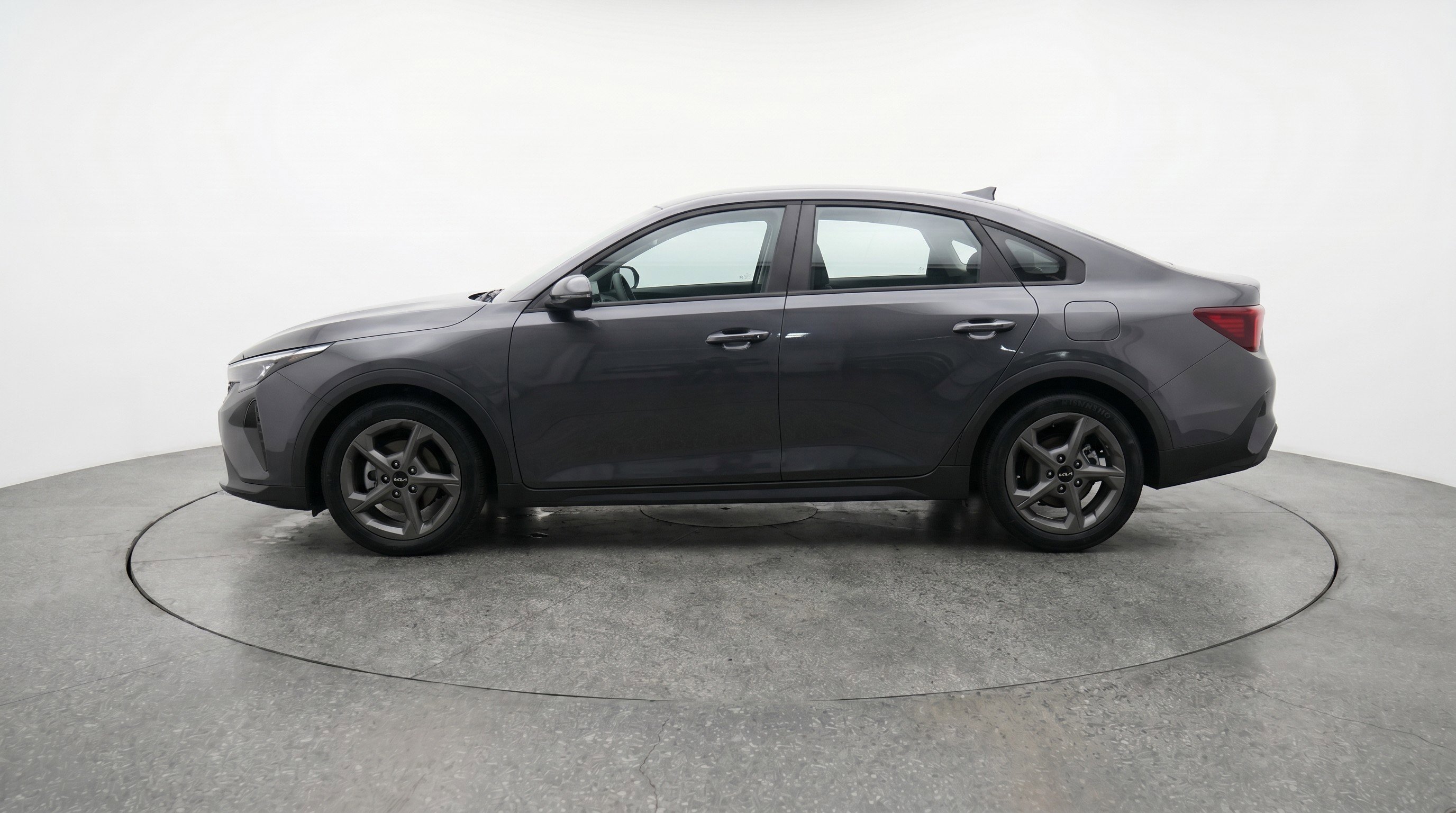 Used 2025 Kia K4 FWD image 5