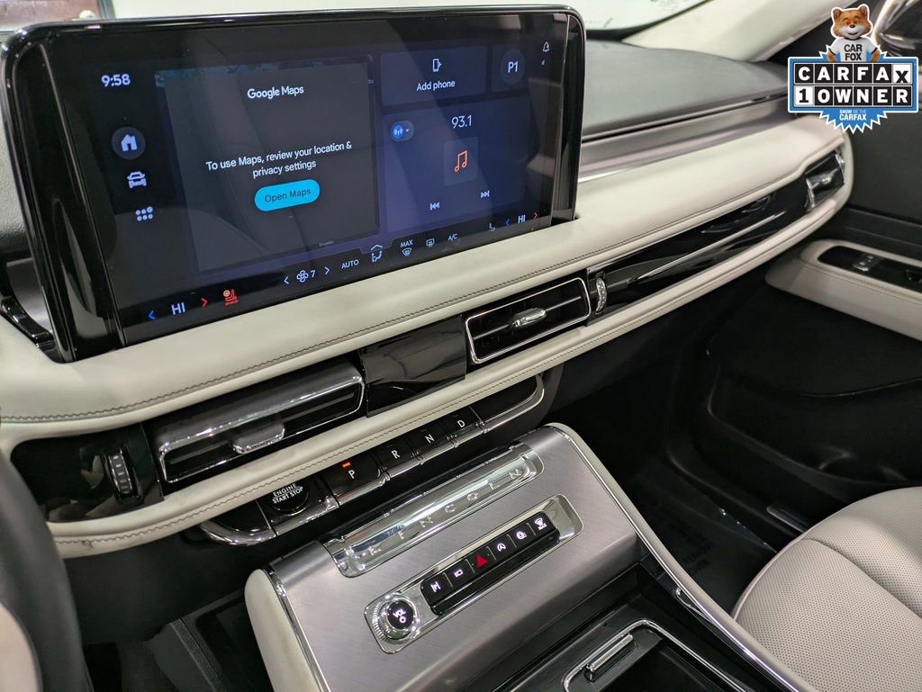 Certified 2025 Lincoln Aviator AWD image 11
