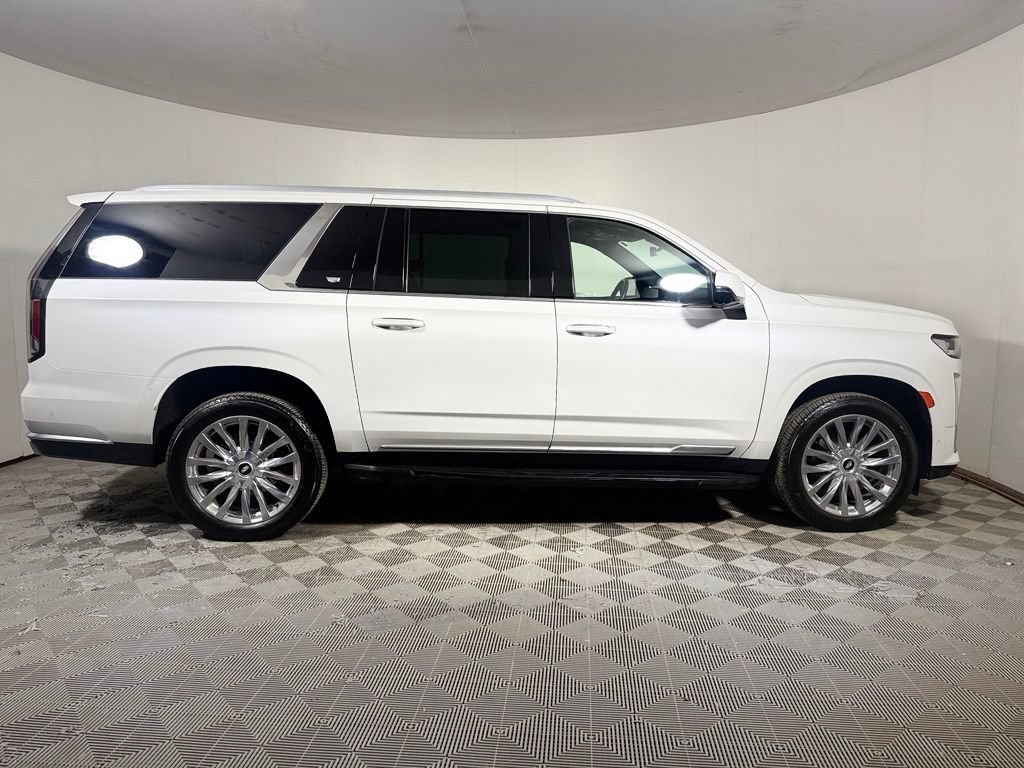 Used 2021 Cadillac Escalade ESV Premium Luxury AWD/4WD image 7
