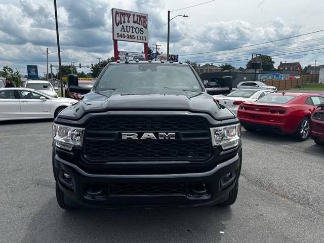 Used 2022 RAM 5500 Tradesman w/ Safety Group image 3
